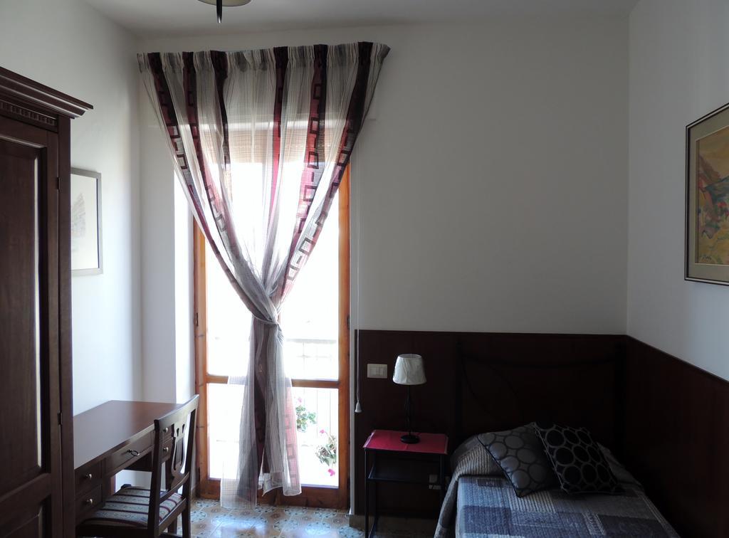 Mary Centro Storico Apartment อาลเกโร ภายนอก รูปภาพ
